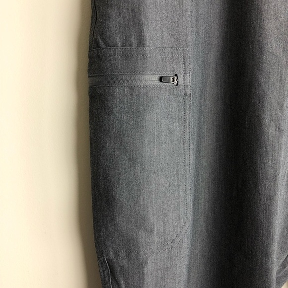 FIGS Yola Gray Scrub Pants - Picture 5 of 8
